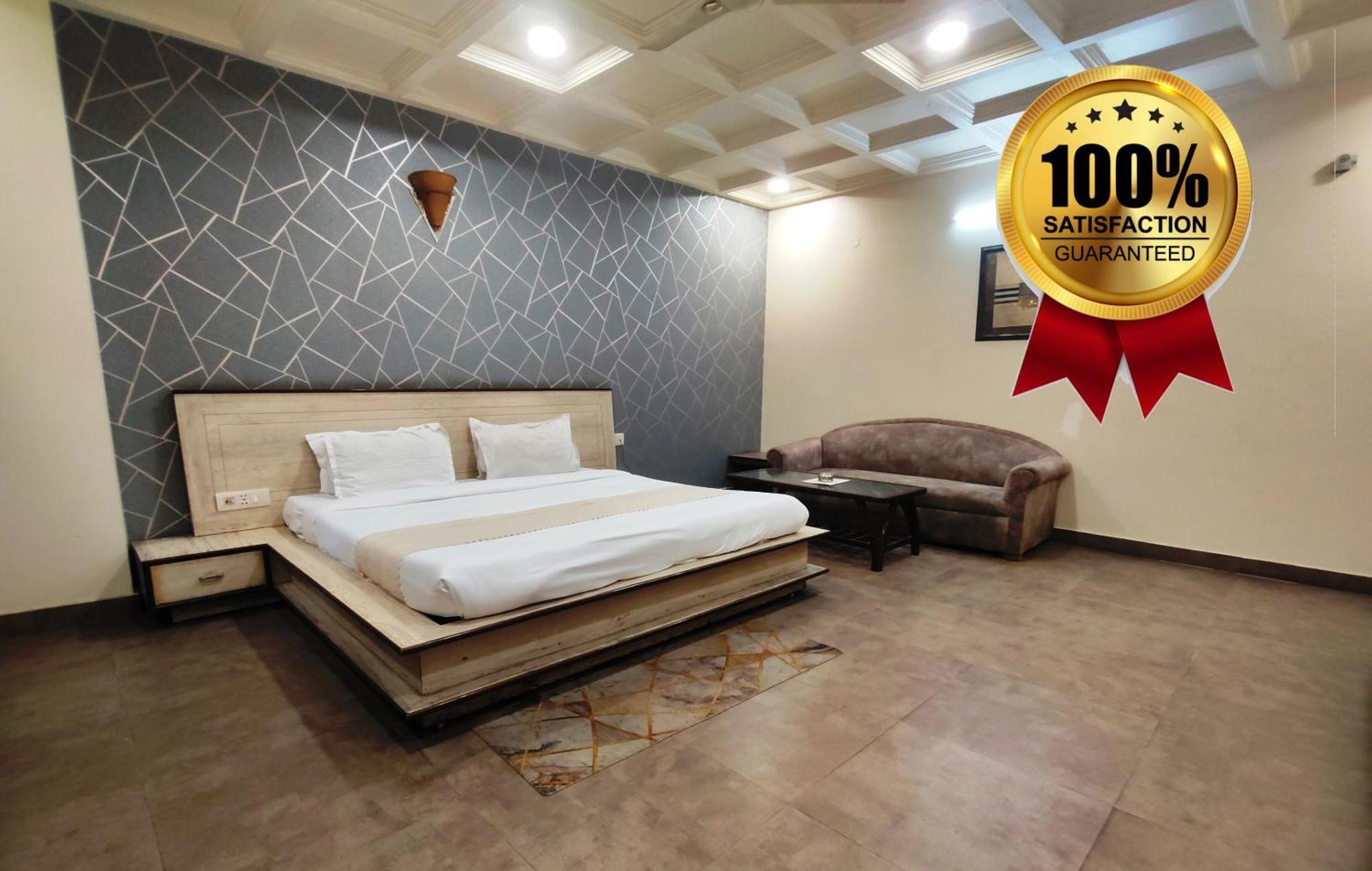 Hotel Blue Bell - Karol Bagh New Delhi Eksteriør billede