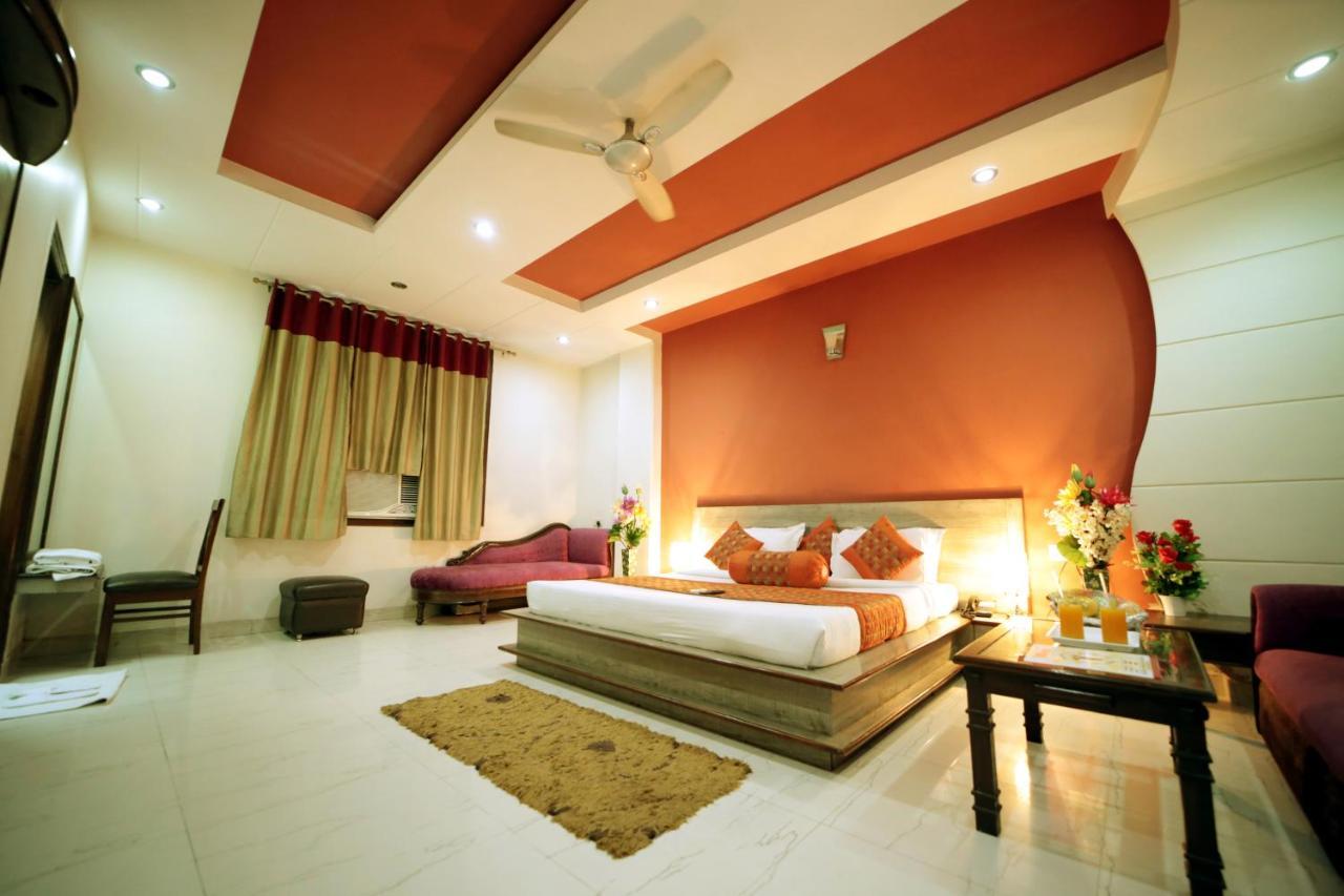 Hotel Blue Bell - Karol Bagh New Delhi Eksteriør billede