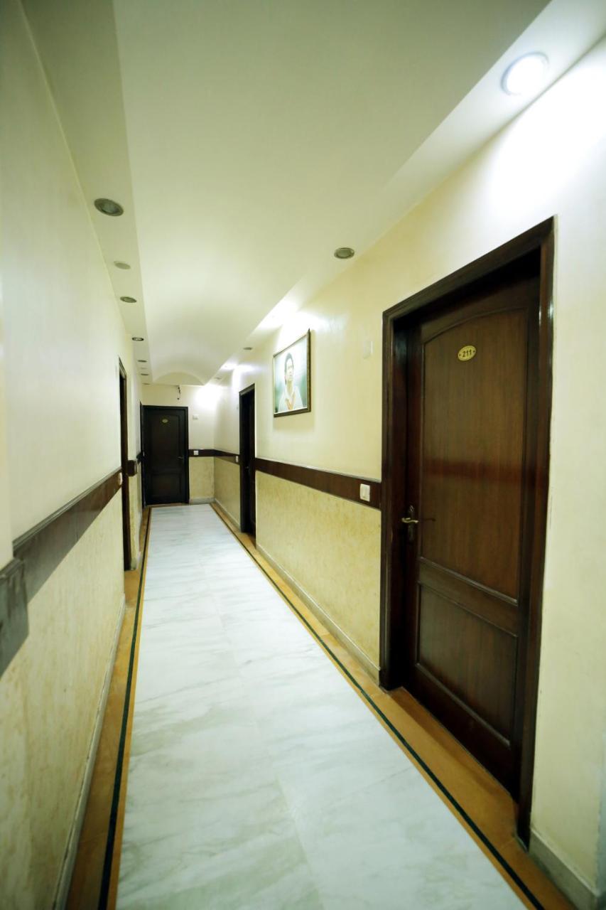 Hotel Blue Bell - Karol Bagh New Delhi Eksteriør billede